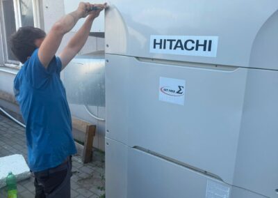 Servis systému Hitachi VRV | Restaurace Kostelec nad Labem | Diagnostika úniku chladiva a uvedení systému do provozu