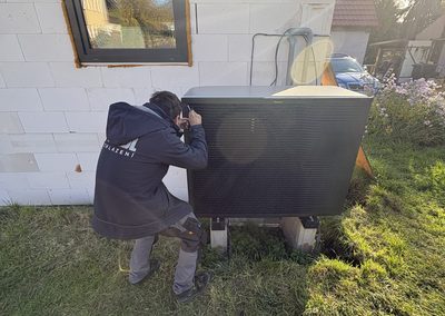 Montáž tepelného čerpadla Daikin vzduch–voda | Rodinný dům